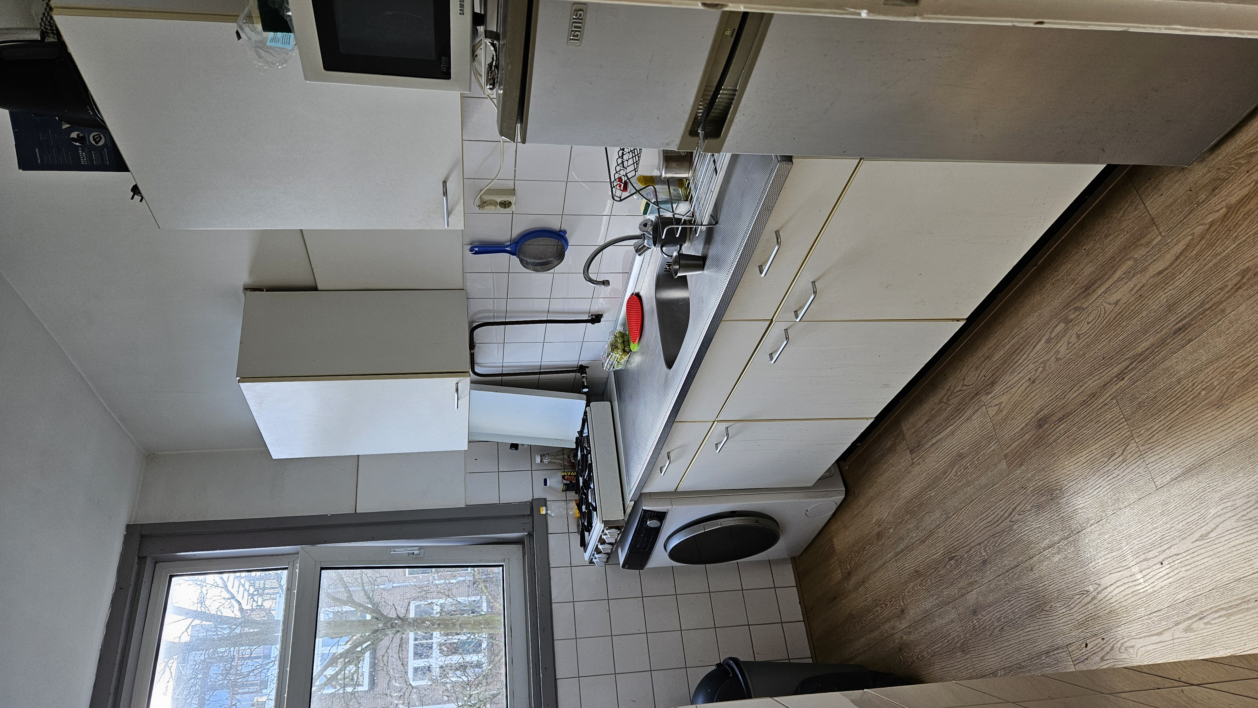 Kamer te huur in Rotterdam – Van Weelstraat – foto 2