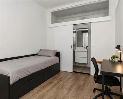 Studio for rent 950 euro Polderlaan, Rotterdam