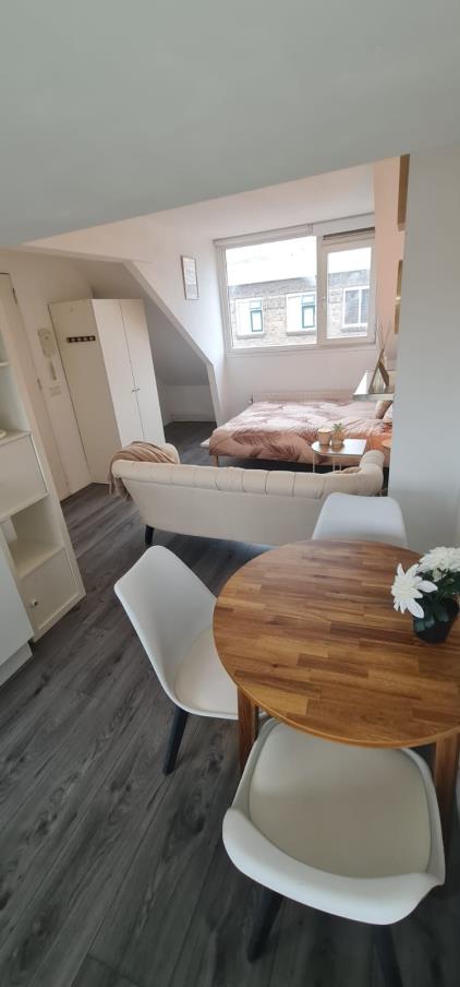 Studio for rent 1350 euro Palembangstraat, Utrecht