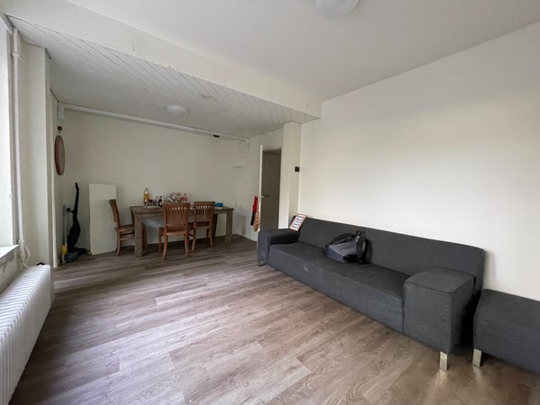 Kamer aan Maluslaan, Groningen 9