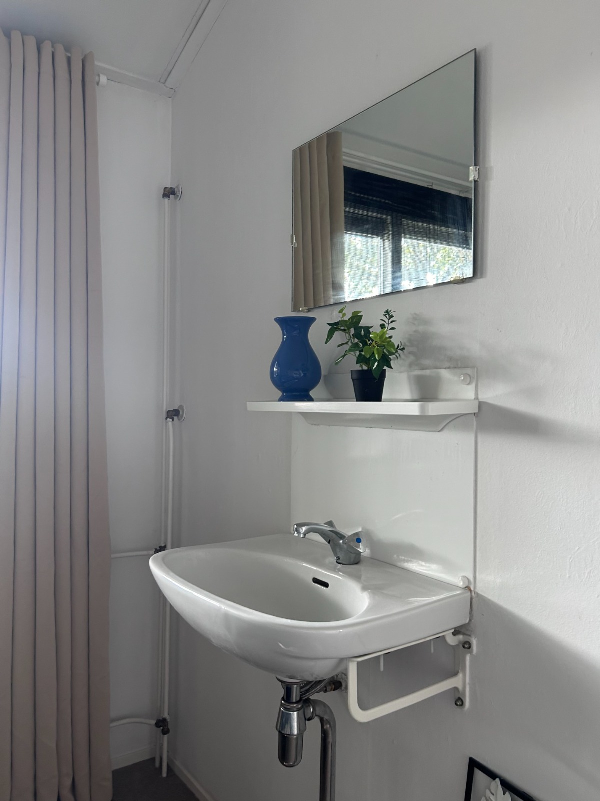 Kamer aan Arenberglaan, Breda 8