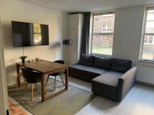 Studio for rent 2050 euro Raamstraat, Amsterdam