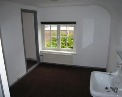 Room for rent 300 euro Van Lennepstraat, Heerlen