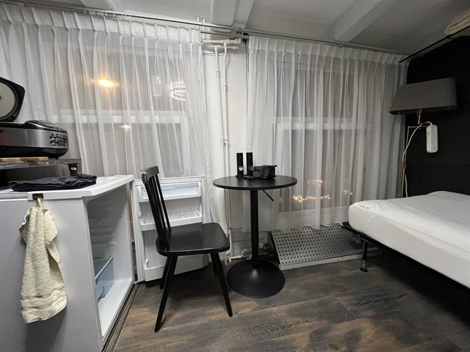 Studio bei Vijzelstraat In Amsterdam