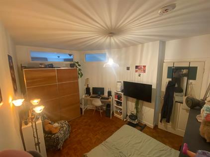 Room for rent 590 euro Soestdijksekade, Den Haag