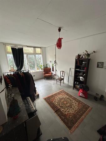 Zimmer bei Graaf Florisstraat In Rotterdam