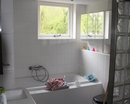 Kamer te huur 386 euro Saturnuslaan, Groningen
