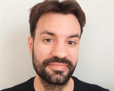 César