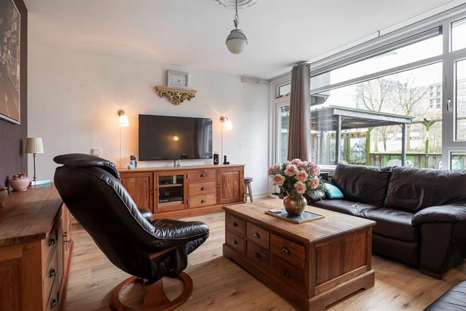 Wohnung bei Voorsteven In Amsterdam