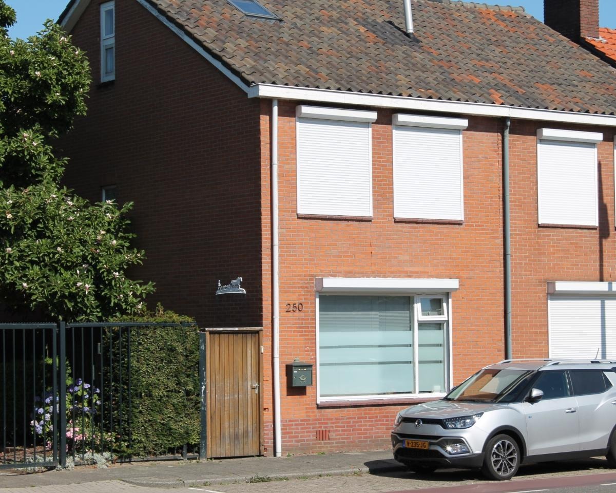 Kamer te huur in de Deurningerstraat in Enschede