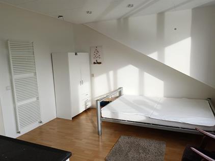 Studio for rent 975 euro Henri Didonweg, Hoofddorp