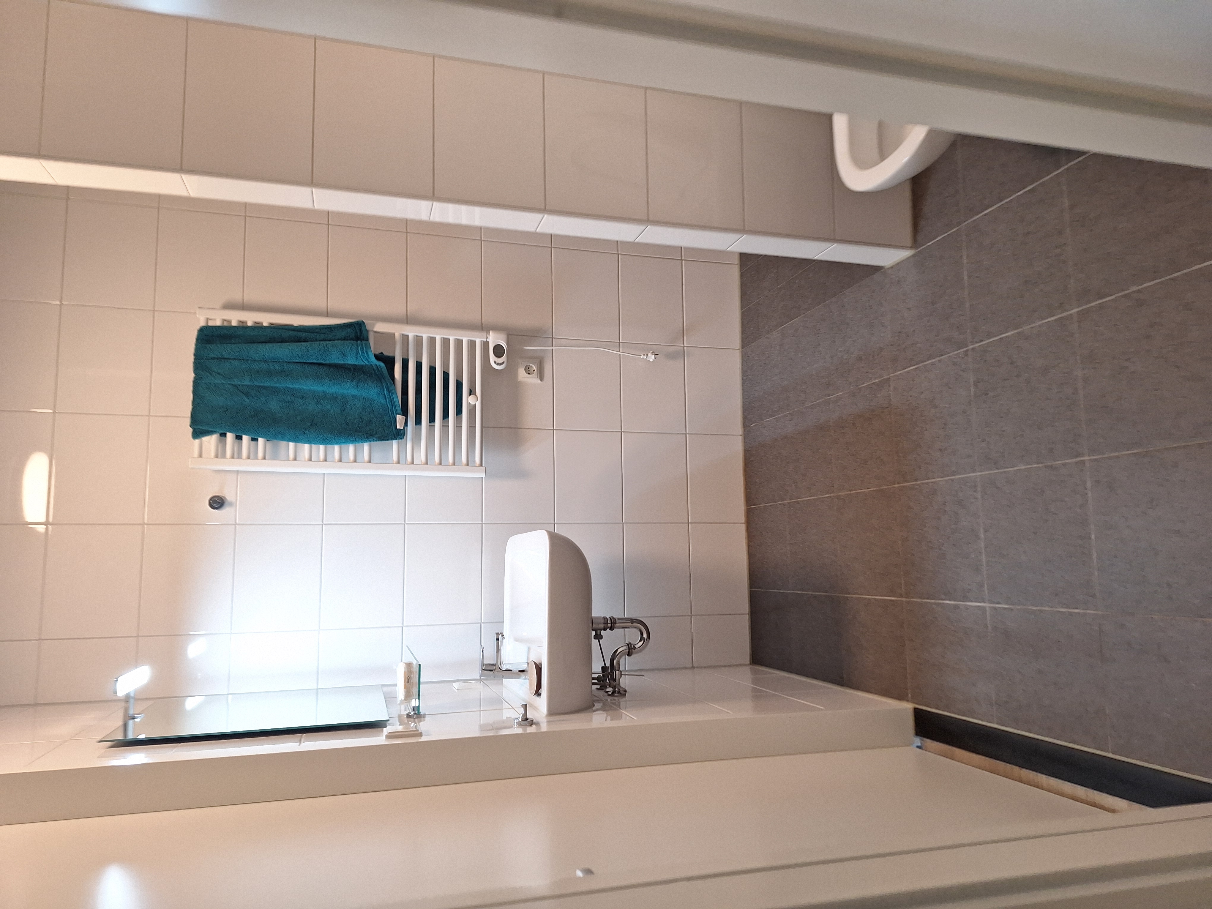 Kamer aan Pietersbergweg, Amsterdam 7