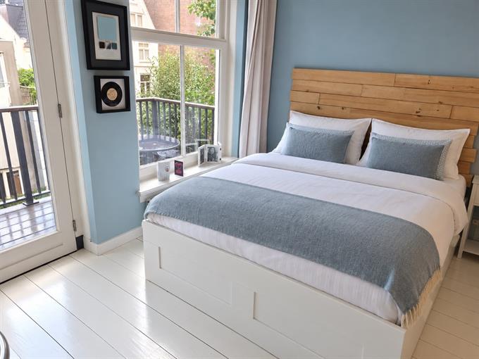 Wohnung bei Nieuwe Looiersstraat In Amsterdam