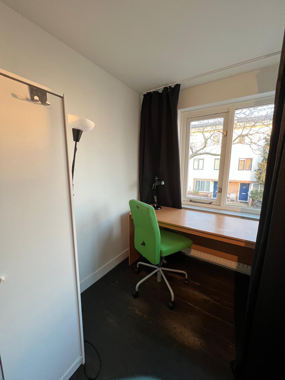 Kamer te huur in Amsterdam – Lokerenstraat – foto 4