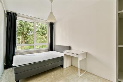 Appartement te huur 2100 euro Dostojevskisingel, Amsterdam