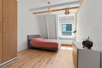 Kamer te huur 1600 euro Tolstraat, Amsterdam