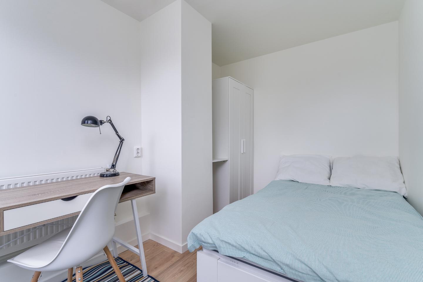 Kamer aan Pieter Bothstraat, Den Haag 7