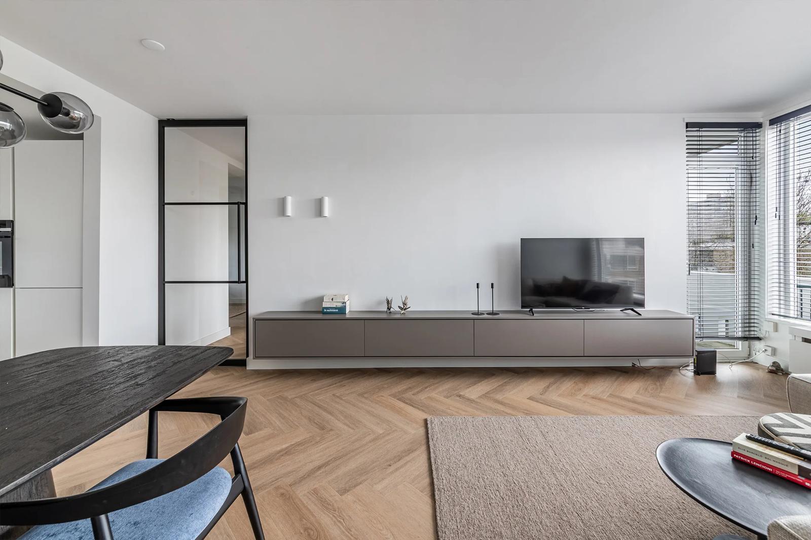 Appartement te huur in Amsterdam – Jacob van Lennepstraat – foto 2