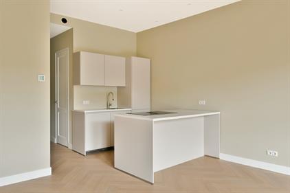 Appartement te huur 2400 euro Spinhuissteeg, Amsterdam