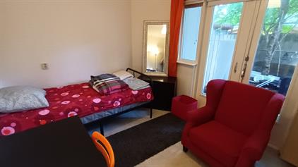 Room for rent 1000 euro Zwaluwstraat, Amsterdam