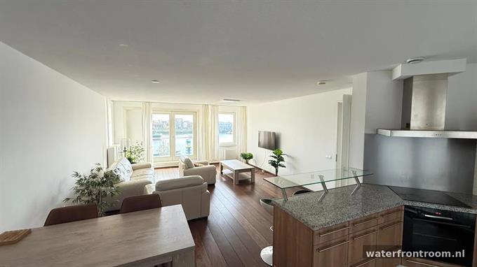 Zimmer bei Maashaven N.z. In Rotterdam