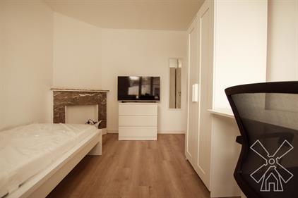 Room for rent 675 euro Lijnbaan, Den Haag