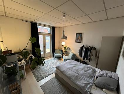 Room for rent 450 euro Weimarstraat, Den Haag