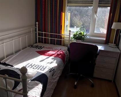 Room for rent 950 euro Soderblomstraat, Hoofddorp