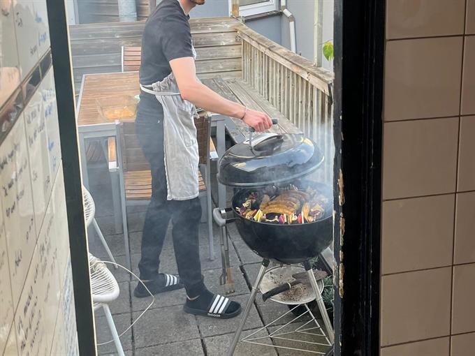 Zimmer bei Warmoezierstraat In Delft