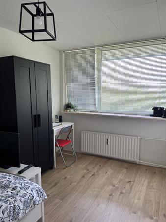 Zimmer bei Ruys de Beerenbrouckstraat In Amsterdam