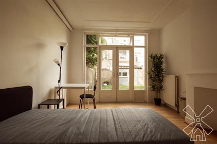Room for rent 900 euro Rijswijkseweg, Den Haag