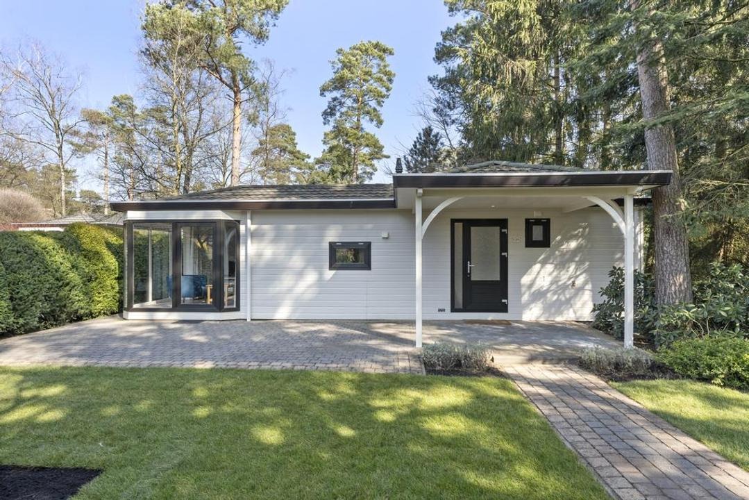 free-sector-houses for rent on Panoramaweg