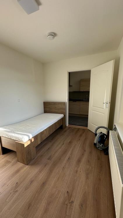 Room for rent 1300 euro Singel, Schiedam
