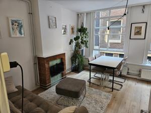 Appartement te huur 1400 euro Akoleienstraat, Amsterdam