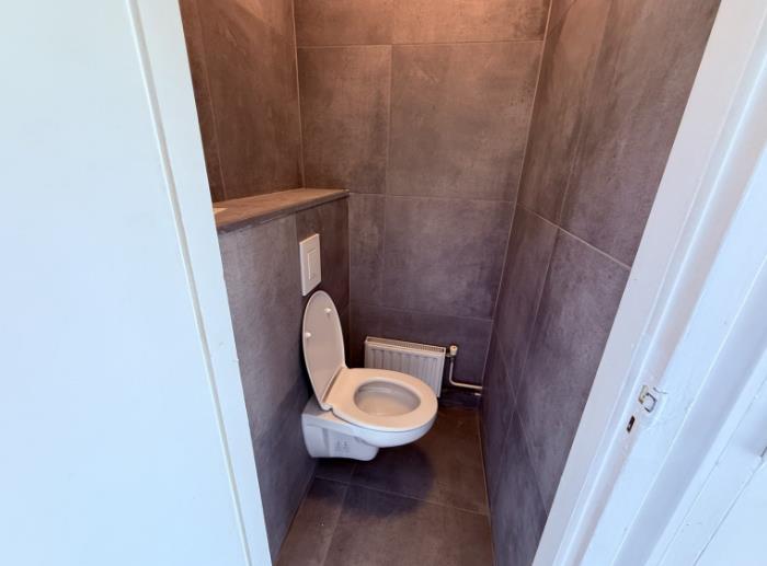 Kamer aan Vleerackers, Emmen 7