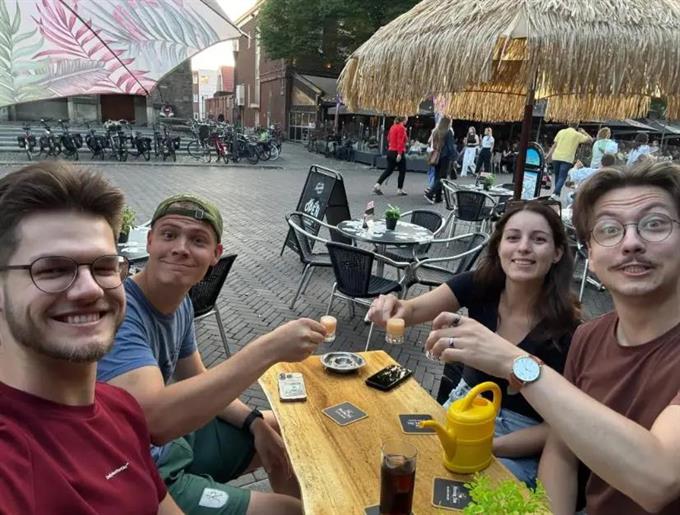 Zimmer bei Deurningerstraat In Enschede