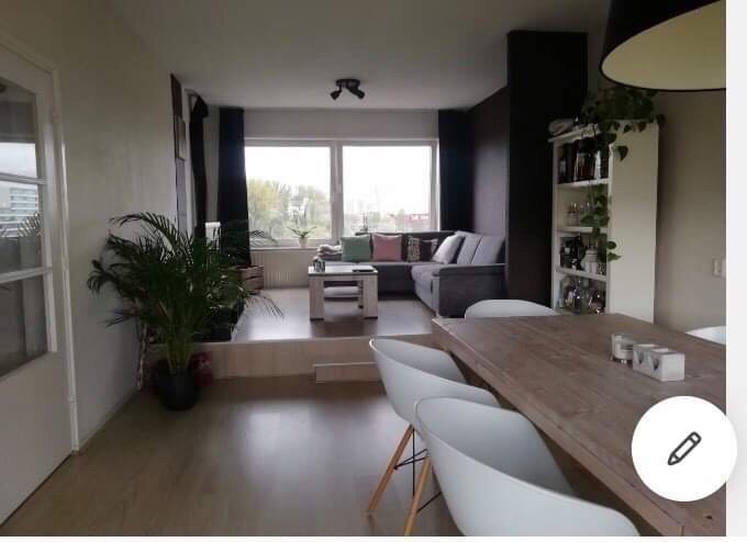 Kamer aan Burgemeester Roellstraat, Amsterdam 7