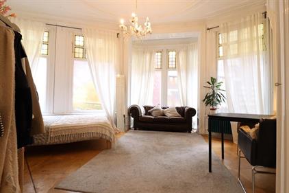 Studio te huur 1500 euro Sint Nicolaasstraat, Amsterdam