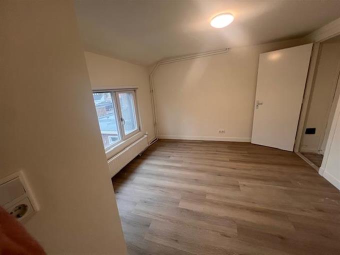 Kamer in Tilburg, Van Mierisstraat op Kamernet.nl: Compleet gerenoveerde kamer te huur in Tilburg