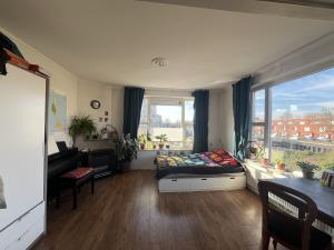 Kamer te huur 360 euro Oosterhamrikkade, Groningen