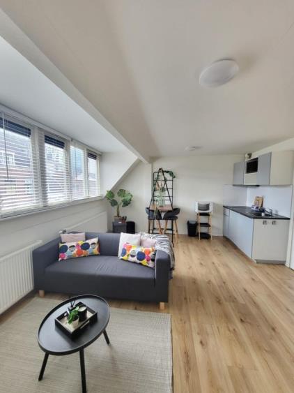 Studio te huur 1495 euro Damstraat, Utrecht