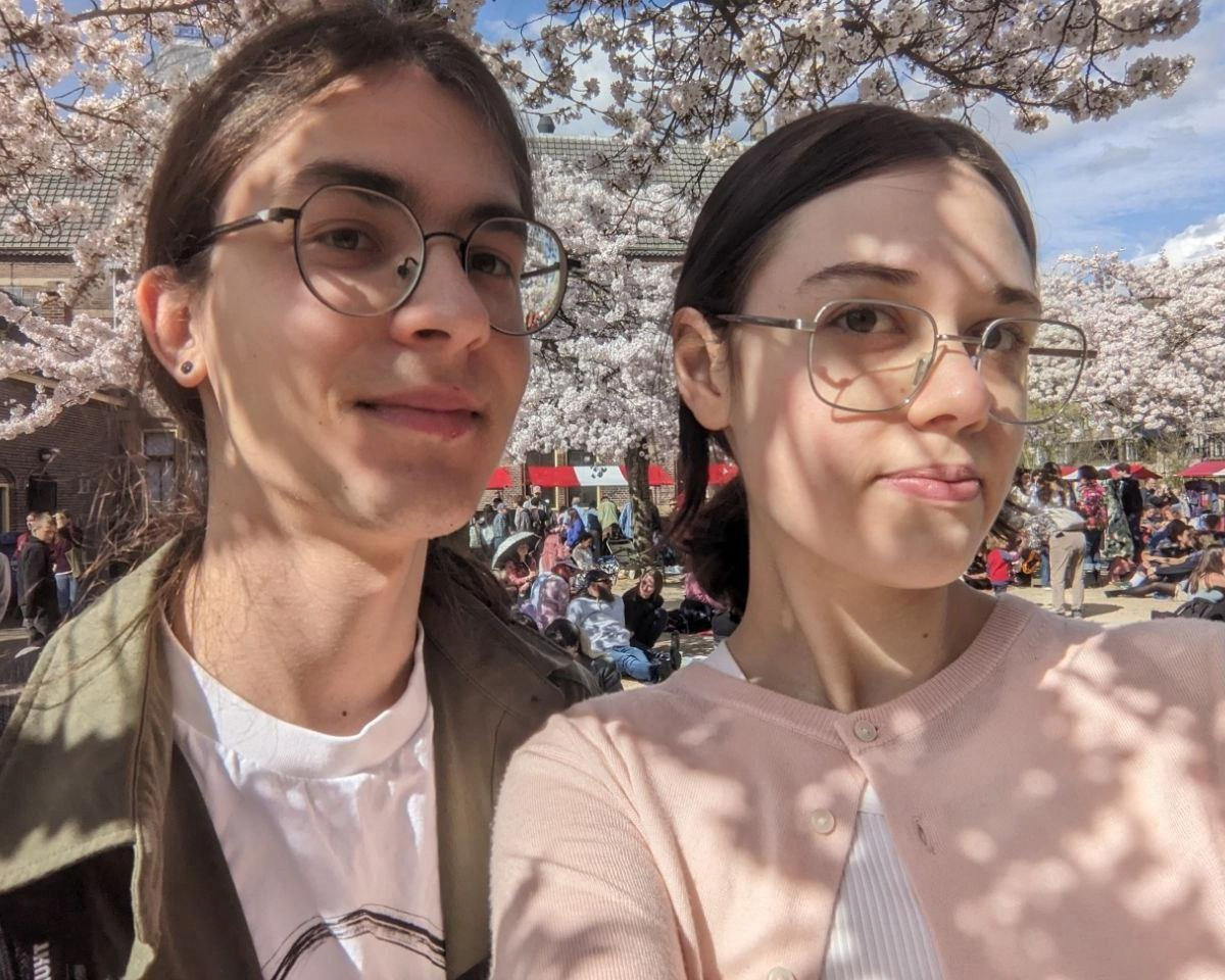 Elle & Simon