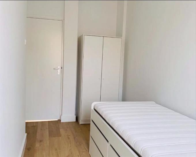 Zimmer bei Van Mourik Broekmanstraat In Amsterdam