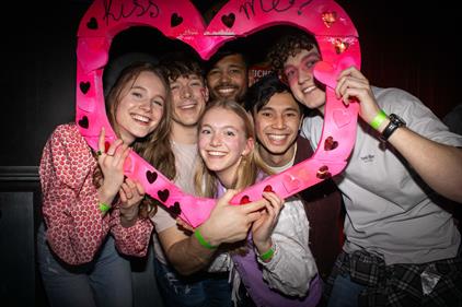 Room for rent 330 euro E. du Perronlaan, Delft