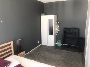 Kamer te huur 350 euro Hoogaarslaan, Zaandam