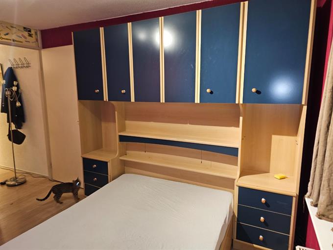 Kamer in Amsterdam, Kempenlaan op Kamernet.nl: Slaapkamer en nieuwsloten