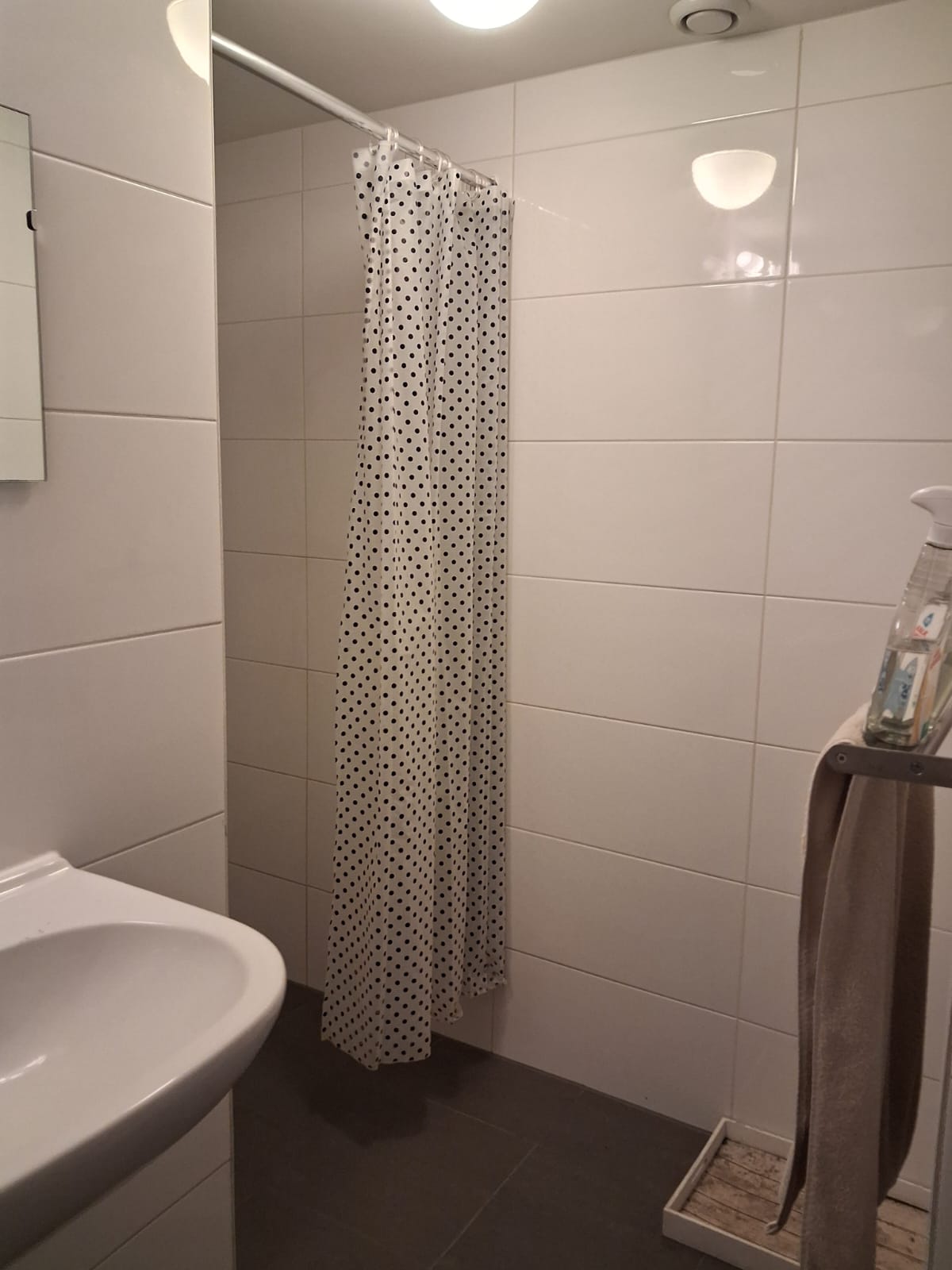 Kamer aan Leenhofstraat, Amsterdam 9