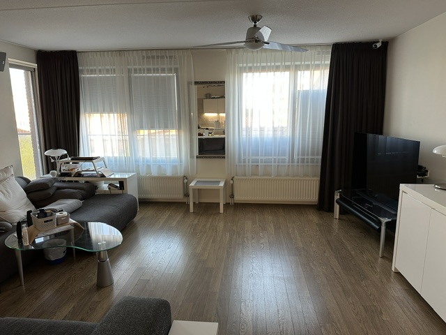 Kamer te huur in Amsterdam – Ben van Meerendonkstraat – foto 3