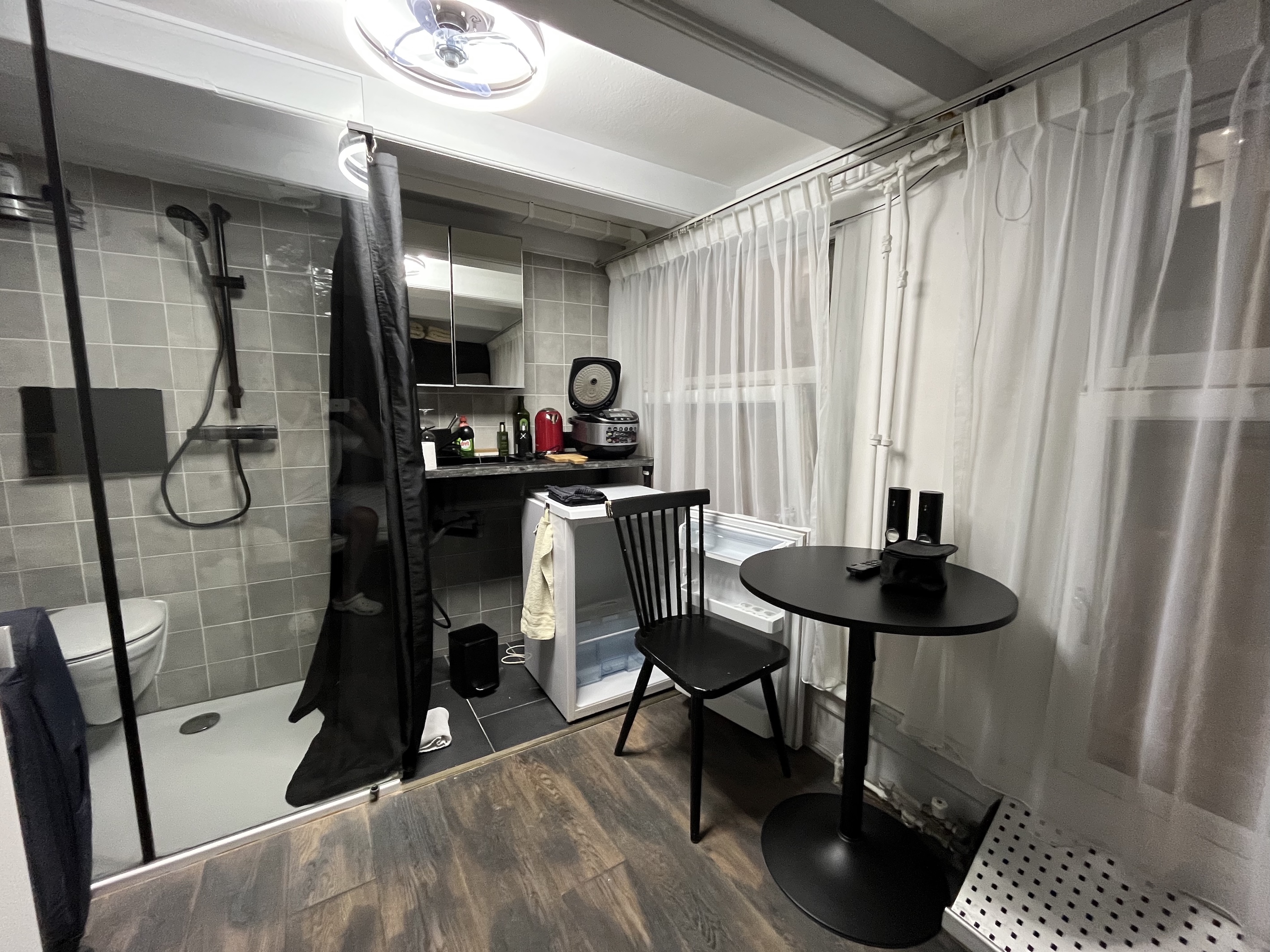studios te huur op Vijzelstraat