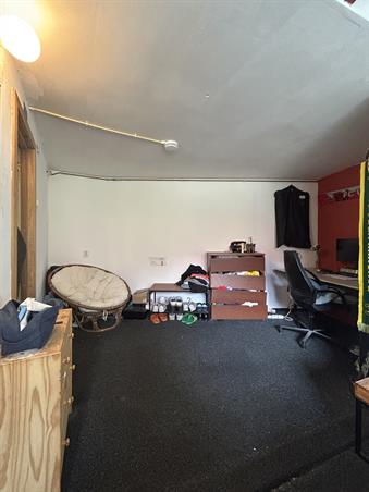 Kamer in Leiden, Haarlemmerstraat op Kamernet.nl: Onderhuurder gezocht Leiden in studentenhuis